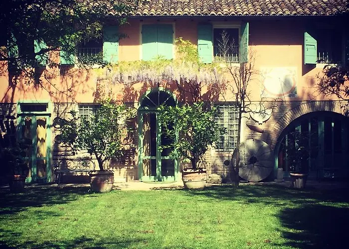 Bed and Breakfast Casa Delle Meridiane 3*