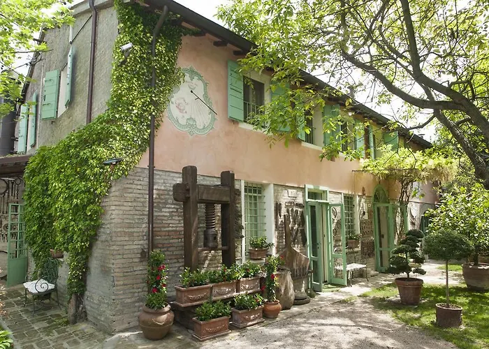 Casa Delle Meridiane Oda ve Kahvaltı Ravenna